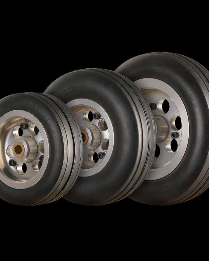 Nose wheel