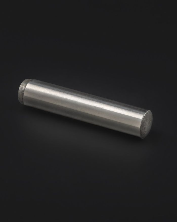 Main Strut, Connection pin