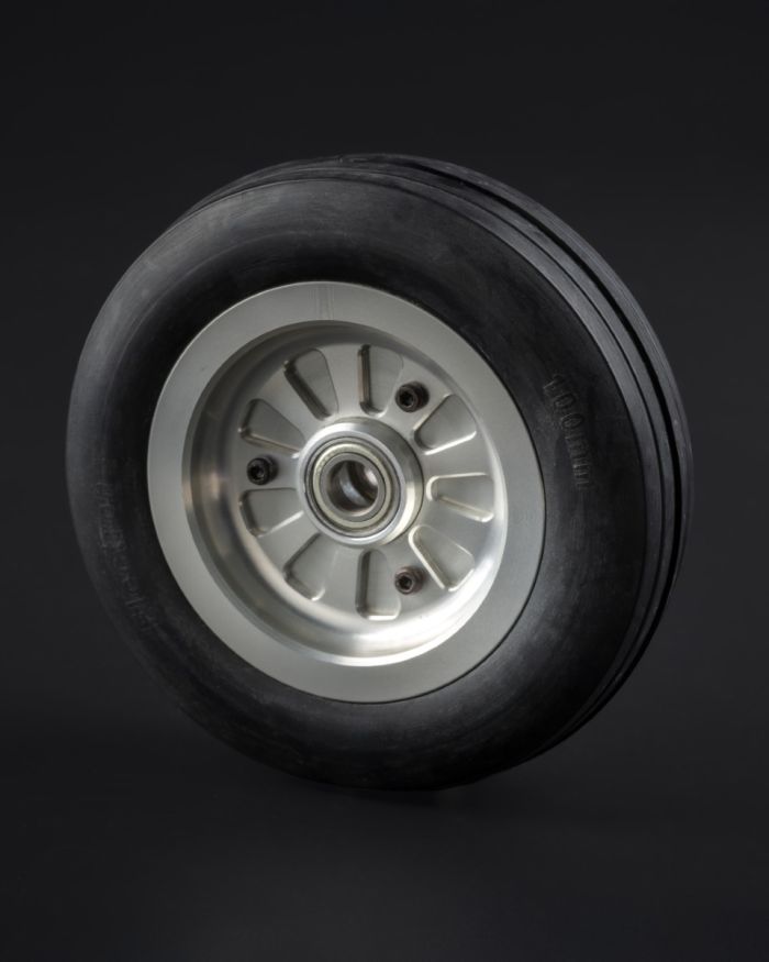 Main wheel without brake