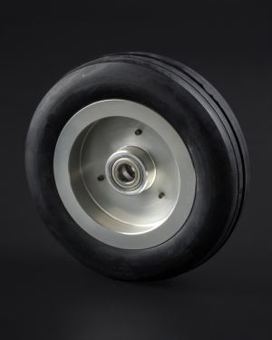 Main wheel without brake